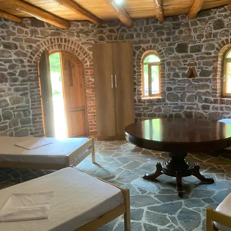 Feriested Dibra Park Agrotourism Peshkopi