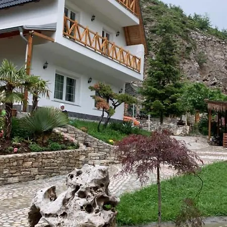 Dibra Park Agrotourism *