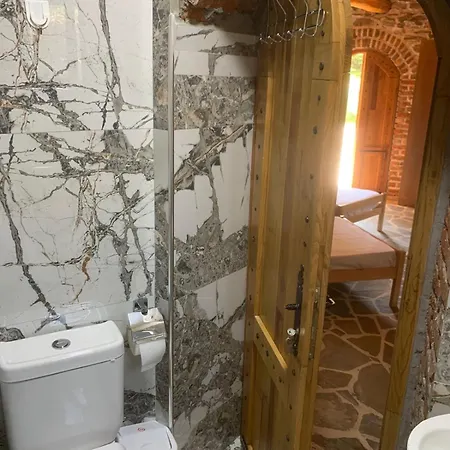 Θέρετρο Dibra Park Agrotourism *